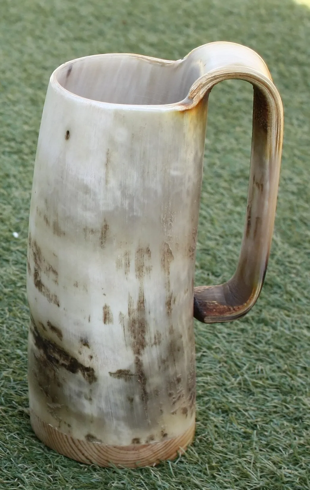 Large Horn Beer Mug