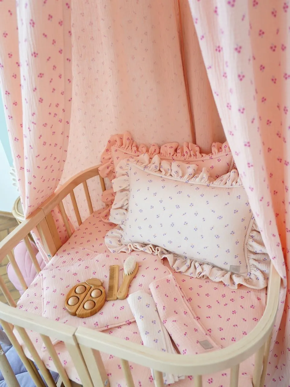 Muslin Pink Forget-me-not - Baby Swaddle Blanket